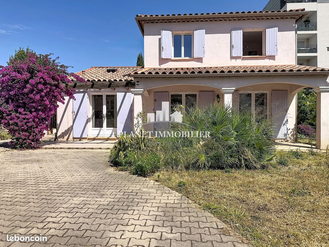 Maison 4 pièces 107 m² · à Antibes · 107 m² · 848 000 €