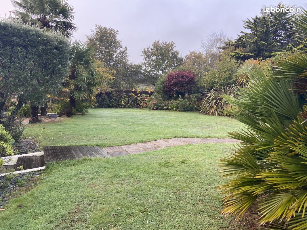 Terrain à bâtir de 475 m² à LA BAULE-ESCOUBLAC (44) · 245 000 €