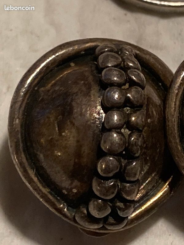 Paire de boucles d’oreilles à pince ancienne en argent, années 1930, motif art déco/nouveau, jolie patine (image 3)