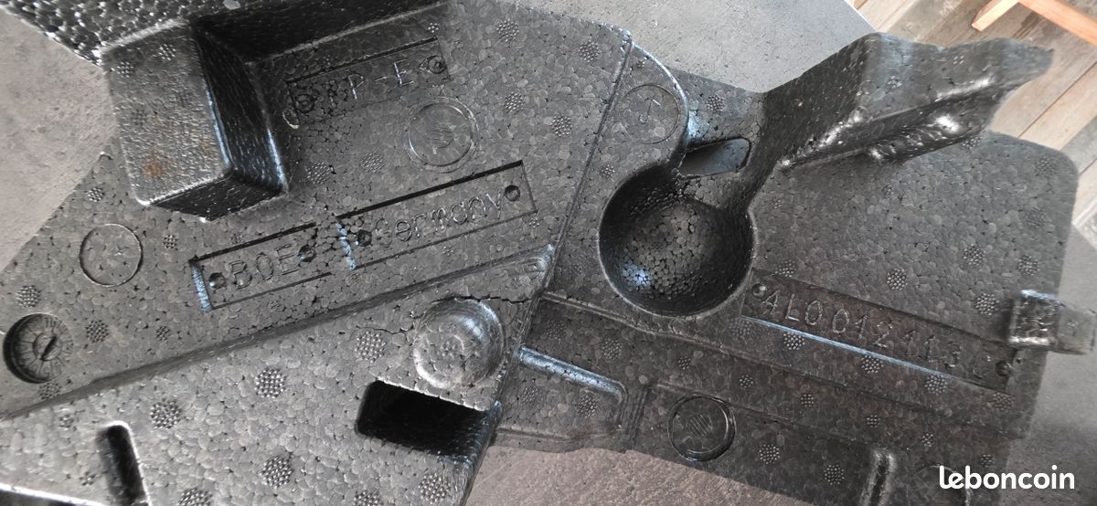 Supports Mousses de rangement cric & outillage d'origine – Porsche Cayenne (Audi Q7 / VW Touareg) (image 5)