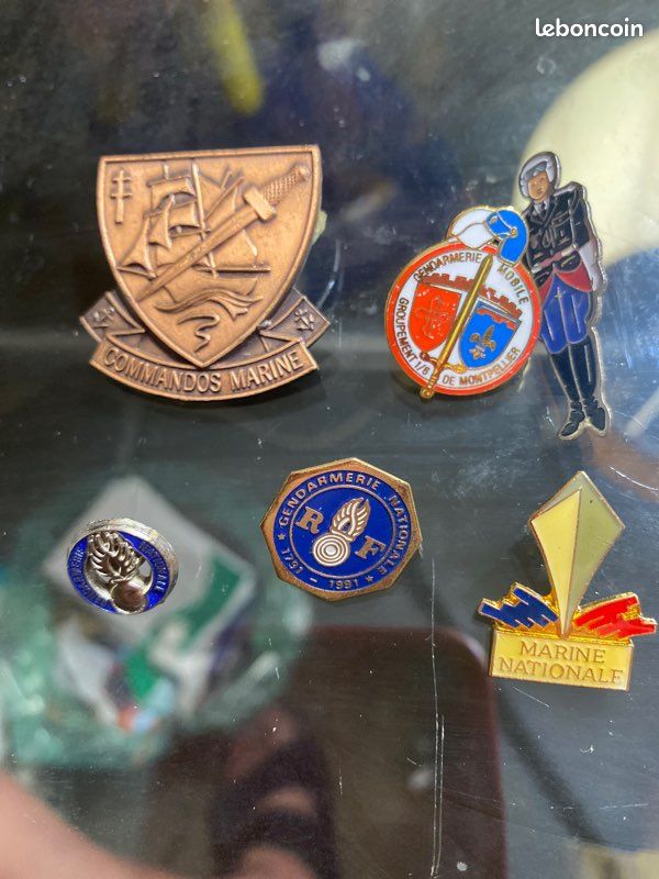 Pin’s gendarmerie, marine nationale et porte clés (image 4)