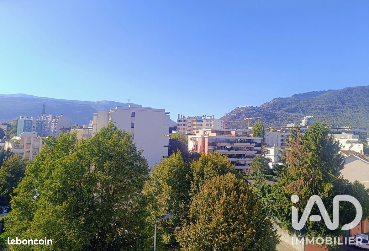 Appartement 4 pièces 69 m² · à Grenoble · 69 m² · 140 000 €