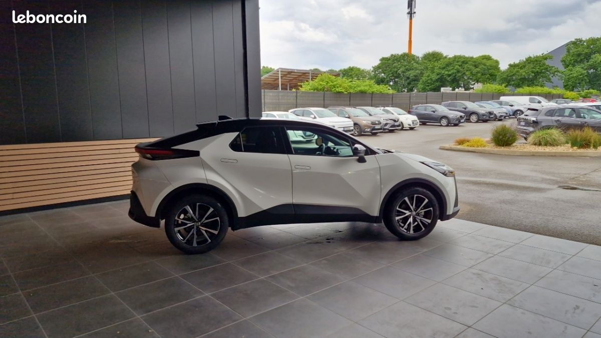 Toyota C-HR 1.8 Hybride 140 Design (image 5)