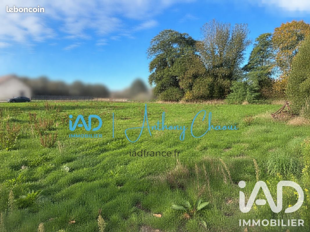 Terrain 1105 m² · à Crestot · 1 105 m² · 39 000 €