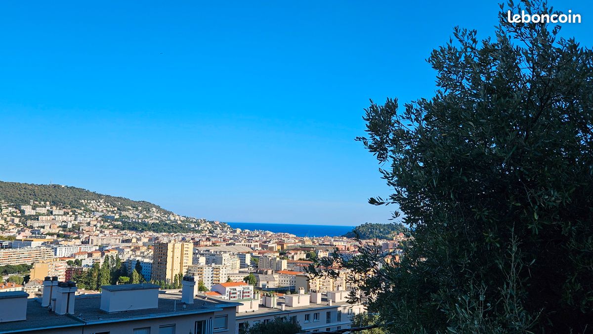 Appartement 3 pièces 72 m² · à Nice · 72 m² · 2 150 €