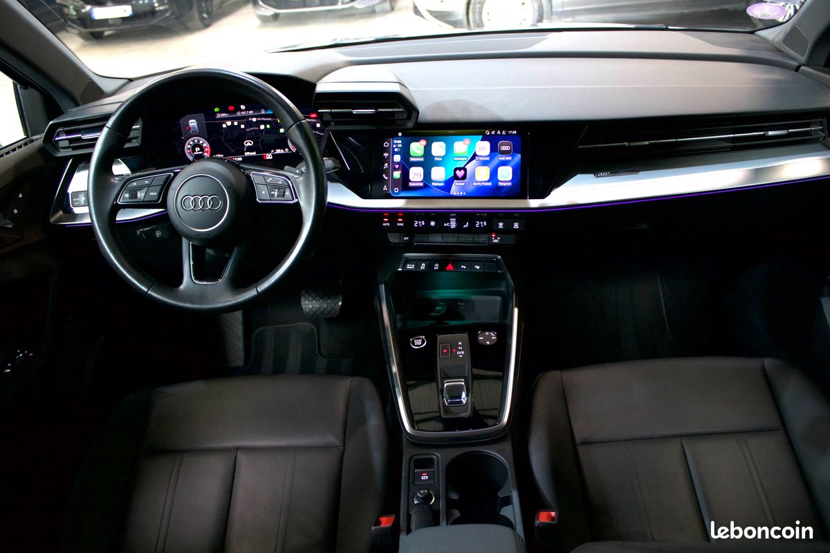 AUDI A3 IV Sportback 35 tfsi 150 DESIGN LUXE S Tronic 7 (image 11)