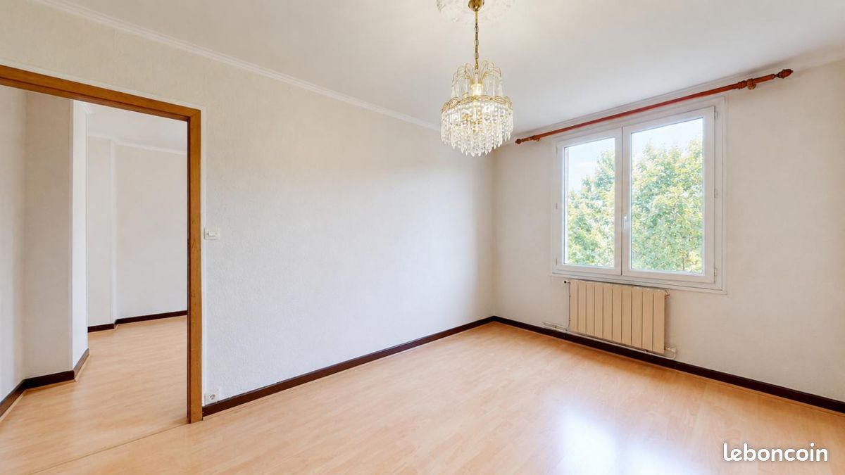 Appartement 3 pièces 70 m² · à Grenoble · 70 m² · 105 000 €