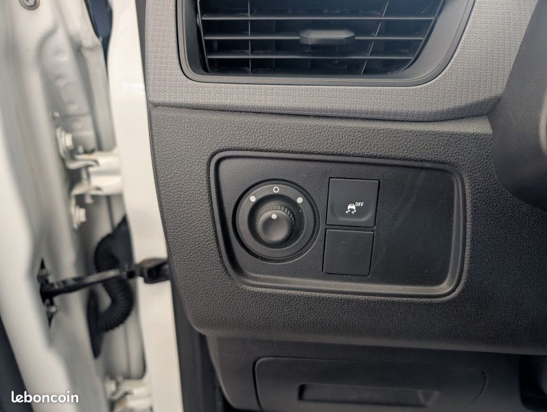 Renault EXPRESS VAN 1.5 BLUE DCI 95CH CONFORT 22 (image 15)