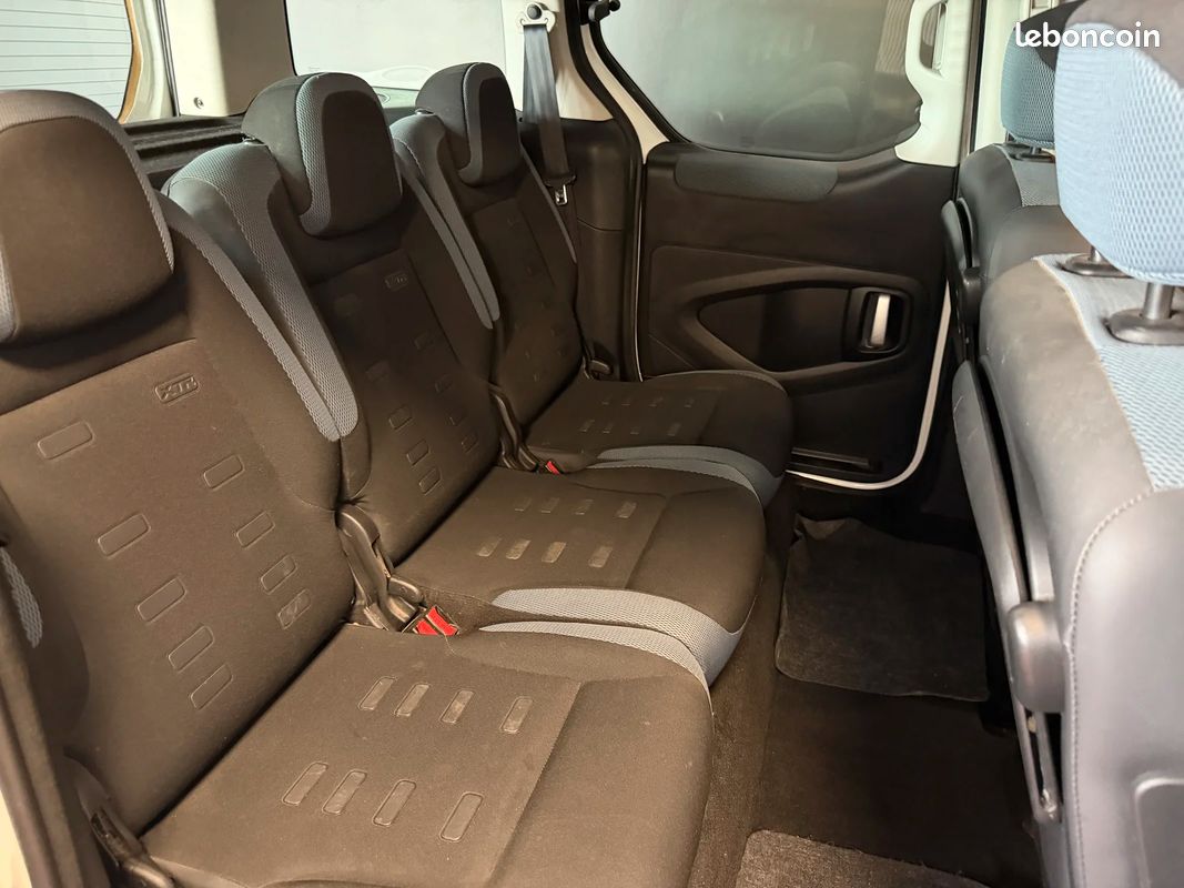 Citroën BERLINGO 1.6 HDI 92ch XTR / 1 ERE MAIN / KIT DISTRI OK (image 25)