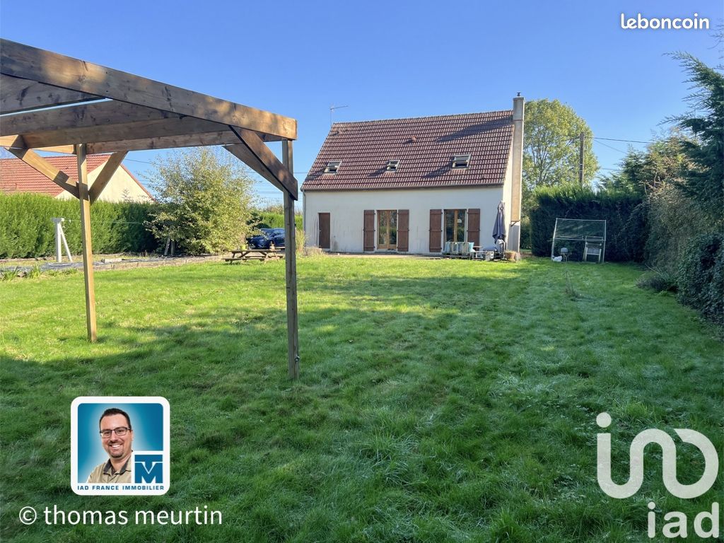 Maison 5 pièces 113 m² · à Ardelles · 113 m² · 175 000 €