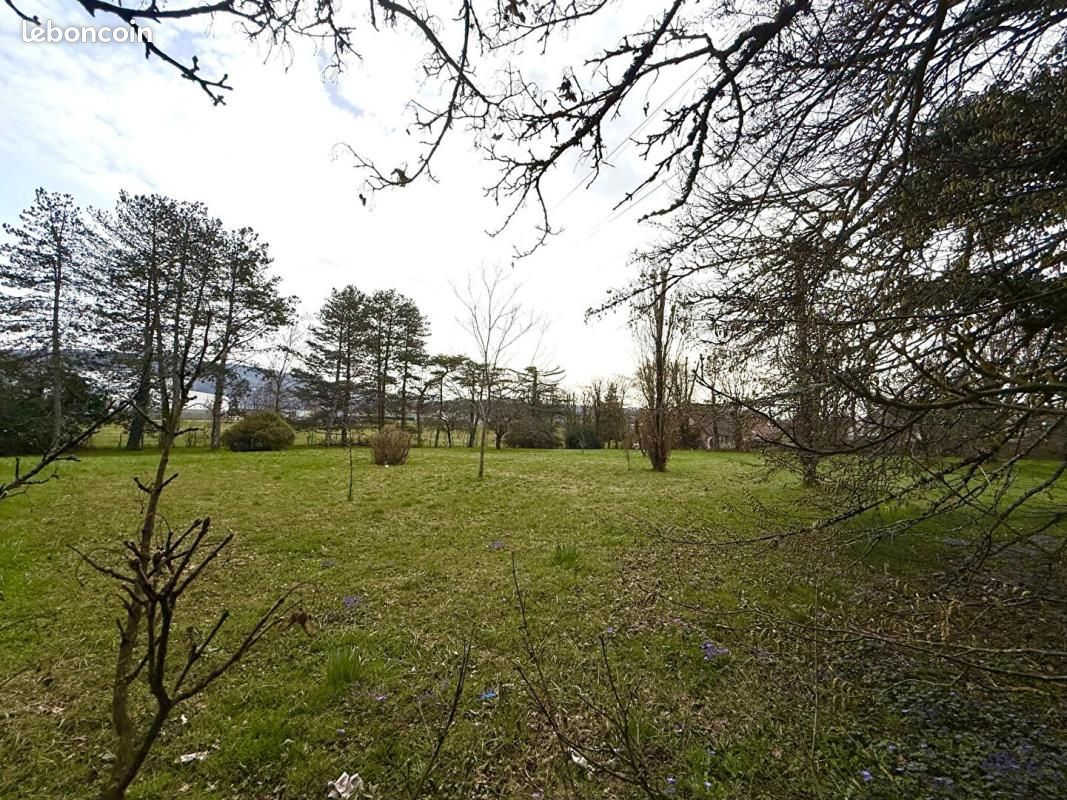 Terrain 3 000 m² Besancon · à Besançon · 266 000 €