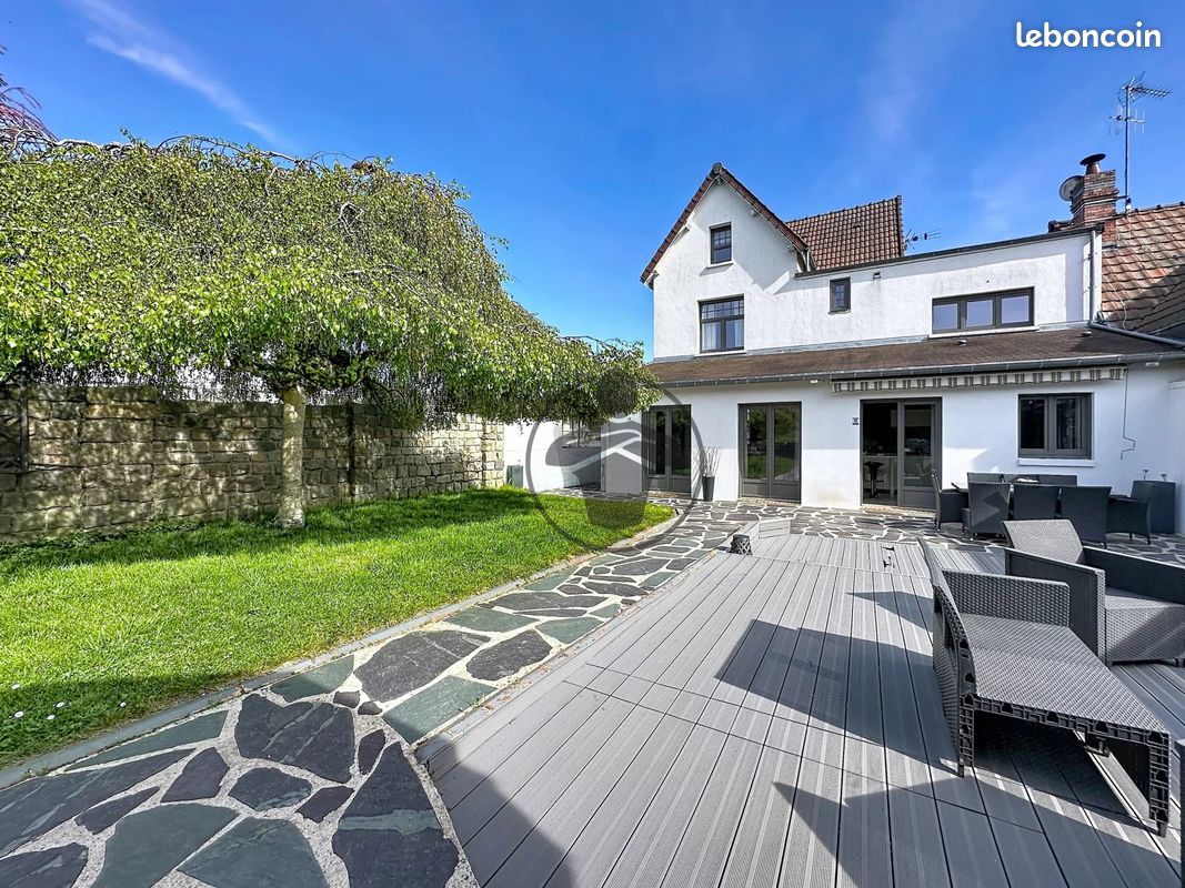 Maison 7 pièces 172 m² · à Saint-Quentin · 172 m² · 349 500 €