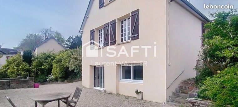 Propriété 7 pièces 130 m²