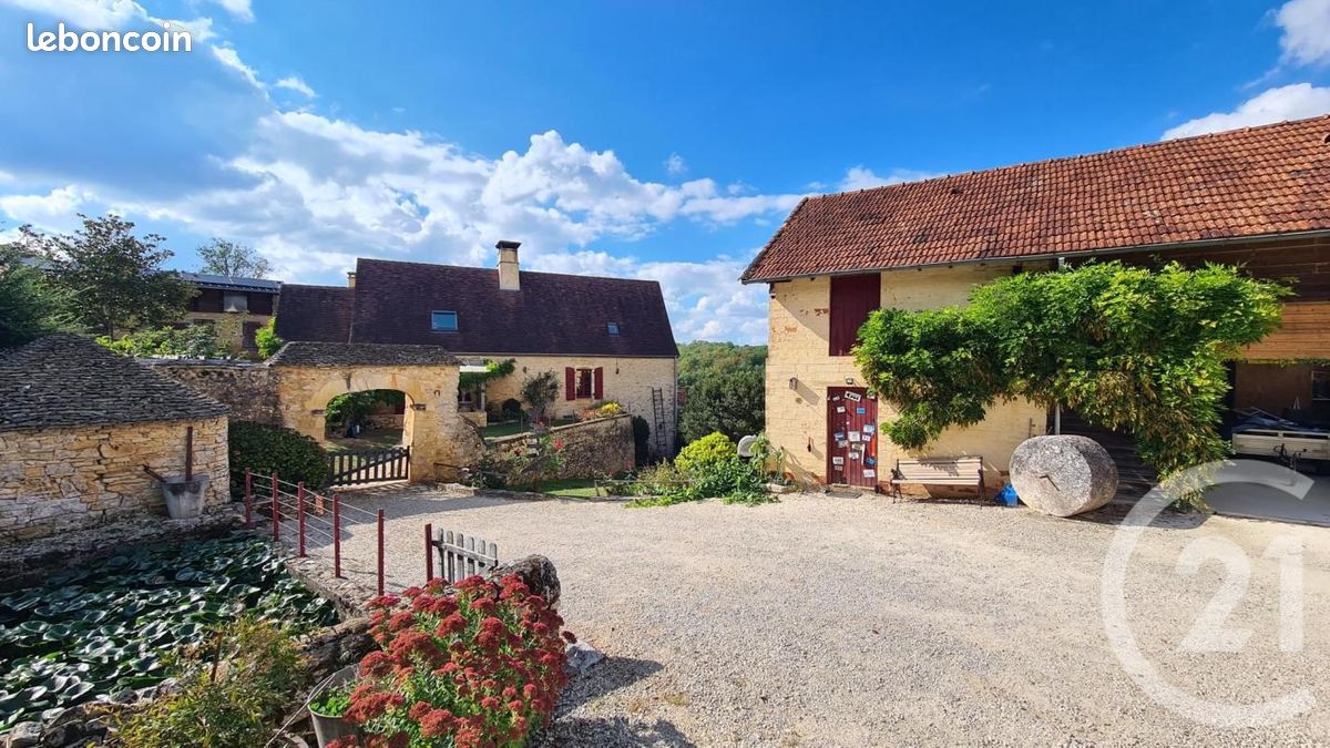 Maison 6 pièces 179 m² (image 1)