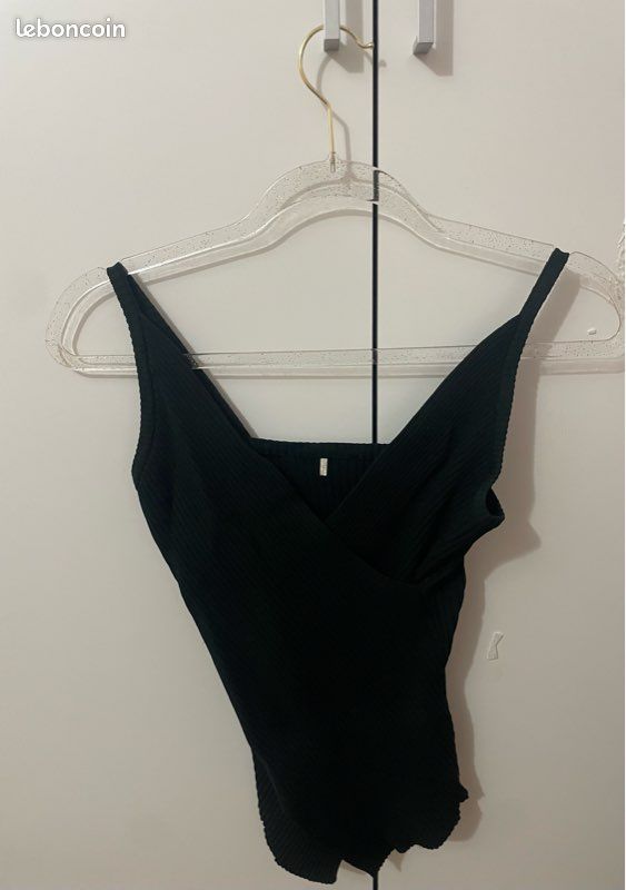 Vide dressing tout à 10 Vêtements