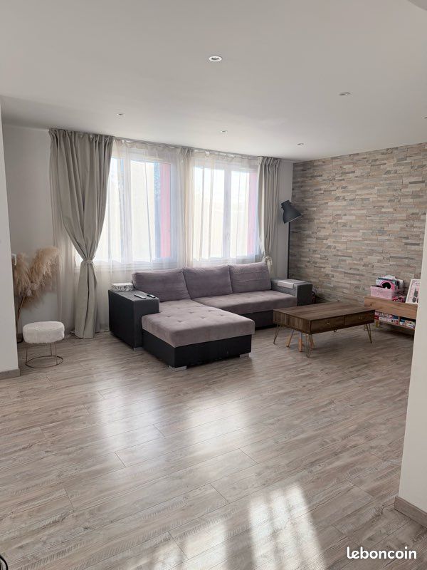 Appartement 3 pièces 68 m² · à Château-Arnoux-Saint-Auban · 68 m² · 127 000 €