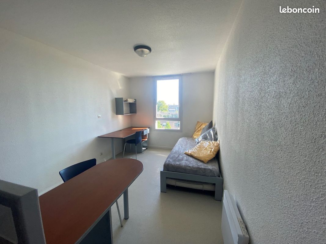 Appartement 1 pièce 18 m² · à Amiens · 18 m² · 400 €/mois