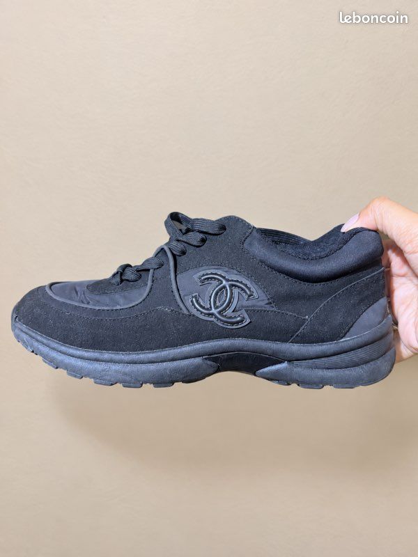 Basket Chanel noir (image 1)