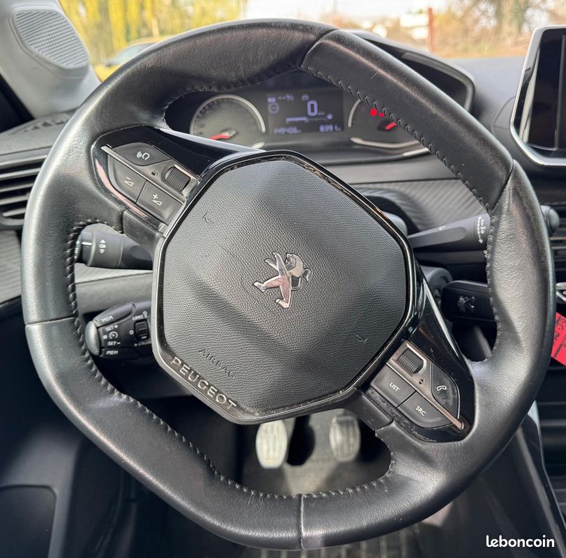 Peugeot 208 1.5 BLUEHDI 100CH S&S ACTIVE (image 10)
