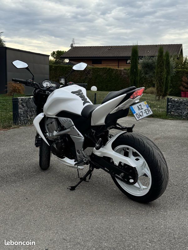 Kawazaki Z750 (image 3)