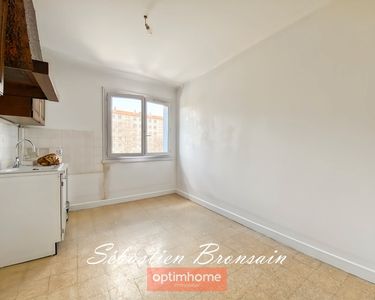 Appartement 209 000 € - 77 m²