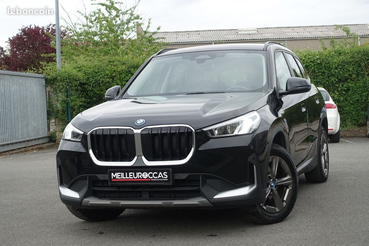 X1 Hybride Rechargeable X-Drive 25ea BVA 245ch Live Cockpit/Cuir/Grd Gps Europe/Caméra/Carplay/Régulateur/LED/Attelage/1*Main/Garantie 12 mois (image 1)