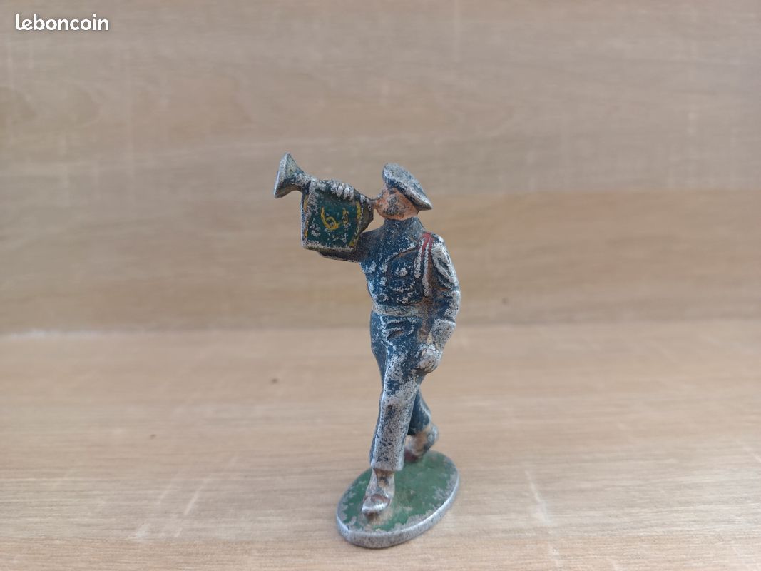 Quiralu Lot chasseurs alpin. En l'état.... - Lot 218 - Pousse