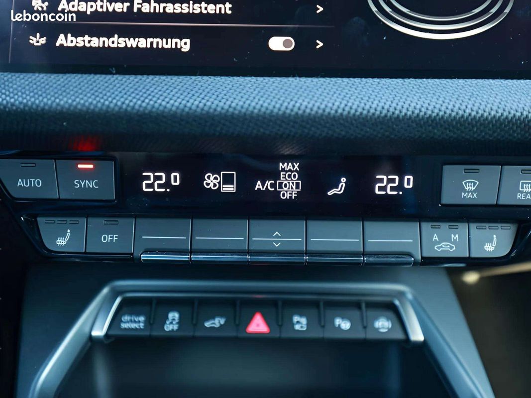 Audi A3 Sportback S line 45 TFSI e S-Tronic 272 ch * ACC * LED * GPS * Caméra de Recul * Sonos * Sièges Chauffants * 18 Pouces (image 20)