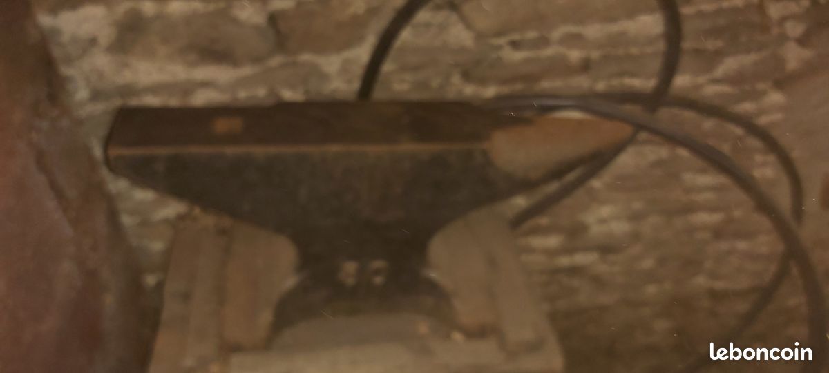Enclume (image 1)