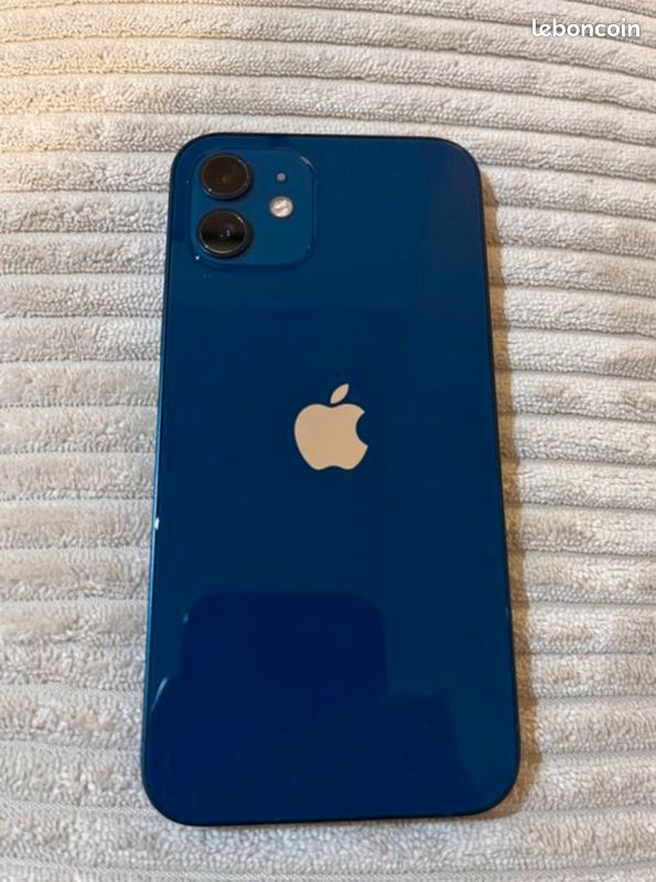Iphone 12 + ACCESSOIRES 👀 (image 2)