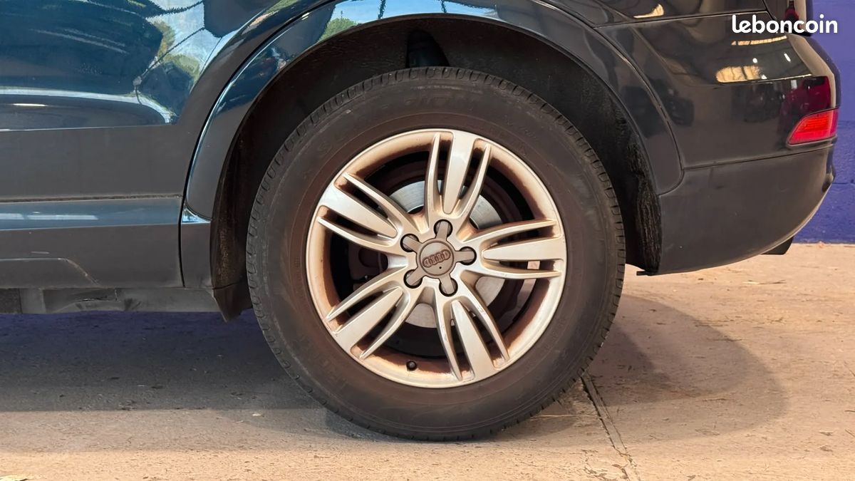Audi Q3 2.0 TFSi 211ch Ambiente - Moteur à chaîne - Radar de recul - Climatisation bi-zones (image 25)
