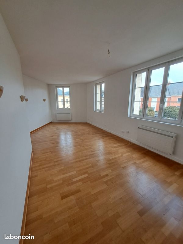 Appartement 2 pièces 70 m² · à Gisors · 70 m² · 700 €/mois