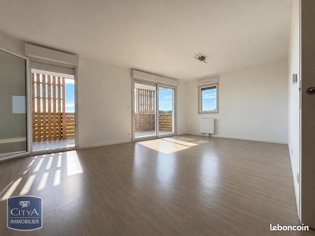 Appartement 3 pièces 65 m² · à Saint-Nazaire · 64,8 m² · 900 €/mois