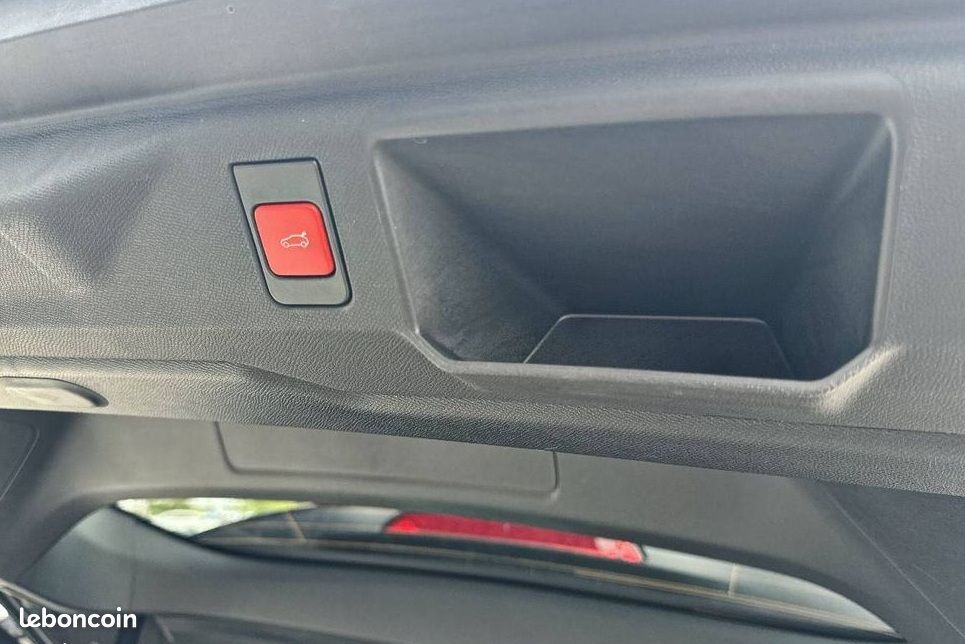 Peugeot 5008 iii 1.2 hybrid 145 gt exclusive e-dcs6-- divers coloris - 10km - (image 14)