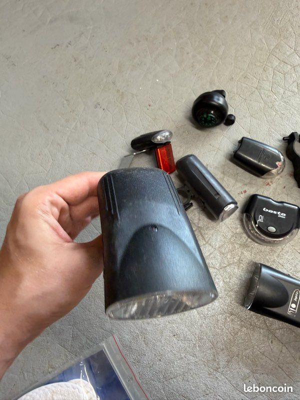 Éclairage vélo en lot (image 2)