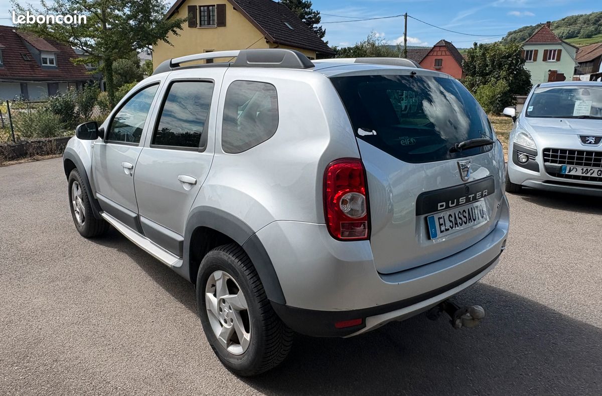 Dacia Duster 1.5 dCi Prestige 4x4 110ch/ Courroie de distri à jour/ Bluetooth/ Attelage/ Jantes alu/ 184.400 kms (image 5)