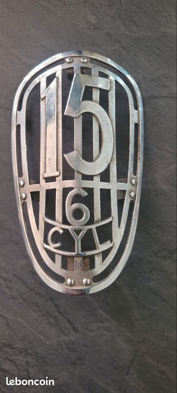 Cache entrée de manivelle pour Citroen traction 15 (image 1)