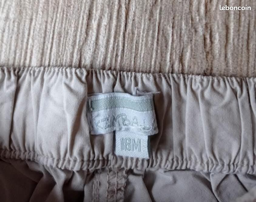 Pantalon/pantacourt. Taille 18 mois. Marque Kimbaloo.
2 (image 4)