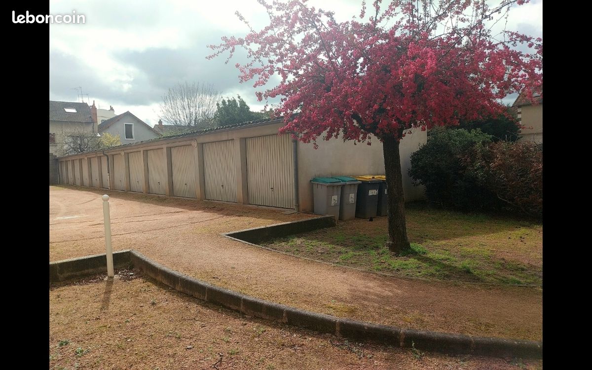 T2Bis/T3 - Vue Imprenable sur le Cher - Terrasse Sud - Garage - (image 15)