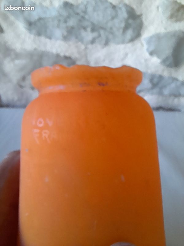 Tulipe en verre avec sa griffe (image 4)