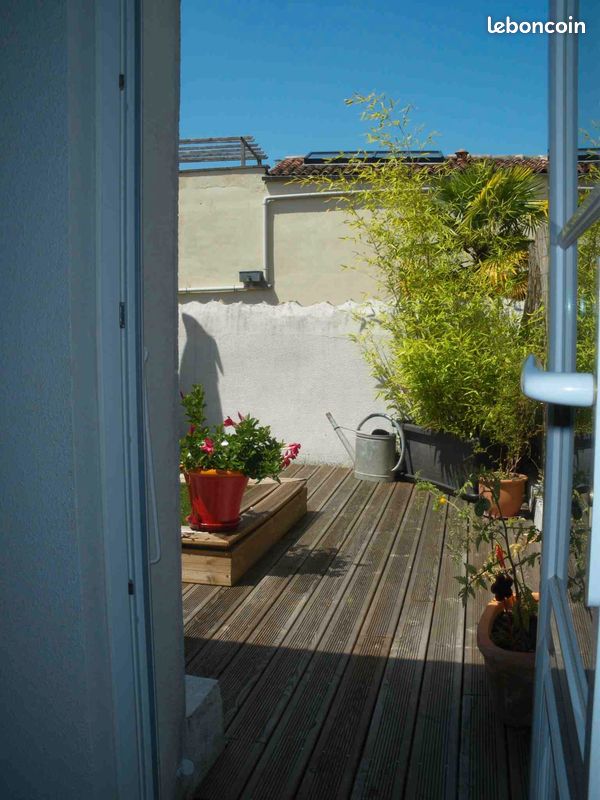 Appartement 2 pièces 63 m² · à Saintes · 63 m² · 695 €/mois