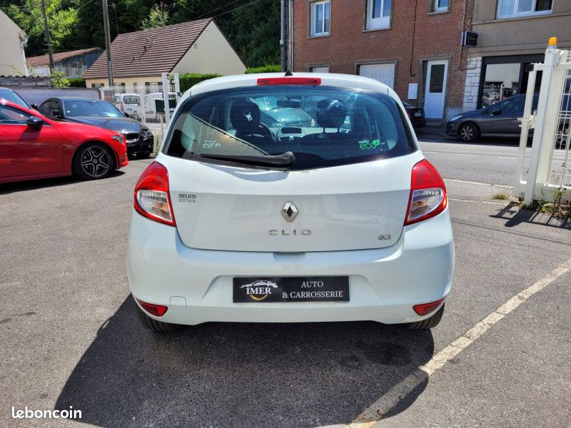 Renault CLIO III 1.5 DCI 75CH ALIZE ECO² 5P (image 8)