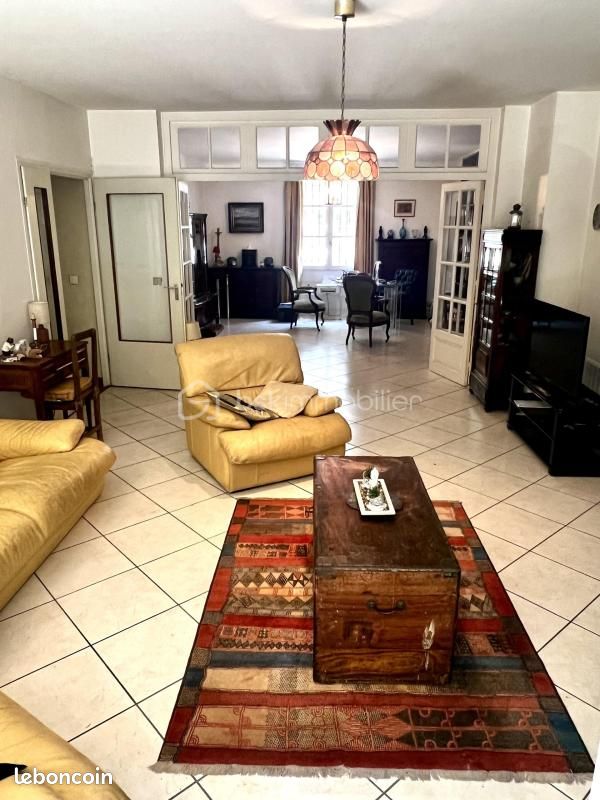 Appartement 5 pièces 109 m² · à Paris · 109 m² · 975 000 €