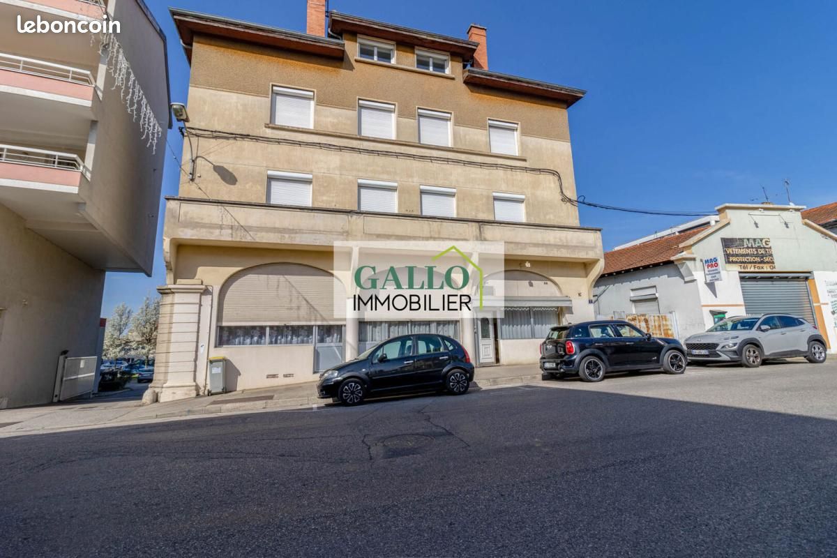 Appartement 5 pièces 125 m² · à Bourgoin-Jallieu · 125 m² · 239 000 €