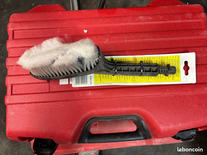 BRosse karcher simple neuve (image 2)