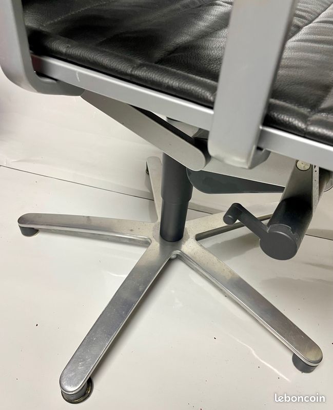 Fauteuil de bur WILKHAHN ou de salle de réu. Trés classe et superbe état, confort top (image 6)