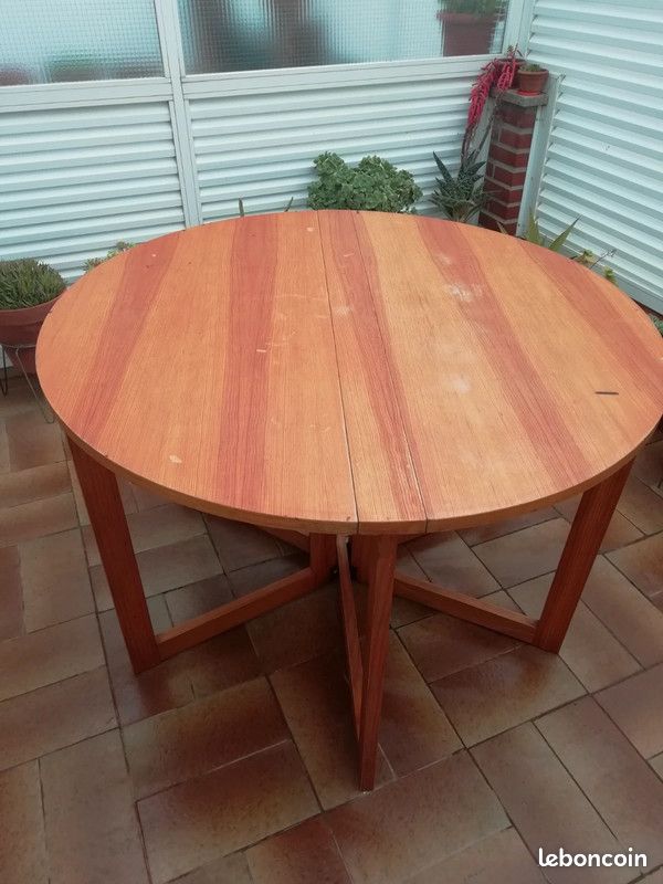 Table ronde (image 1)