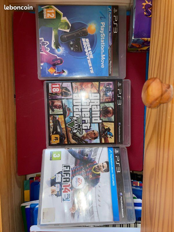 Grand Theft Auto 5 , FIFA 14 , PlayStation Move / PS3 (image 1)
