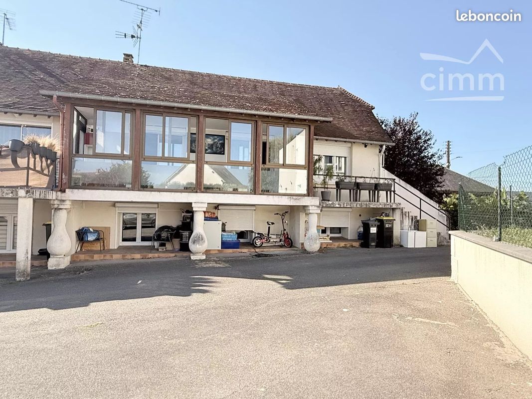 Appartement 3 pièces 100 m² · à Saint-Sulpice-de-Pommeray · 100 m² · 150 000 €