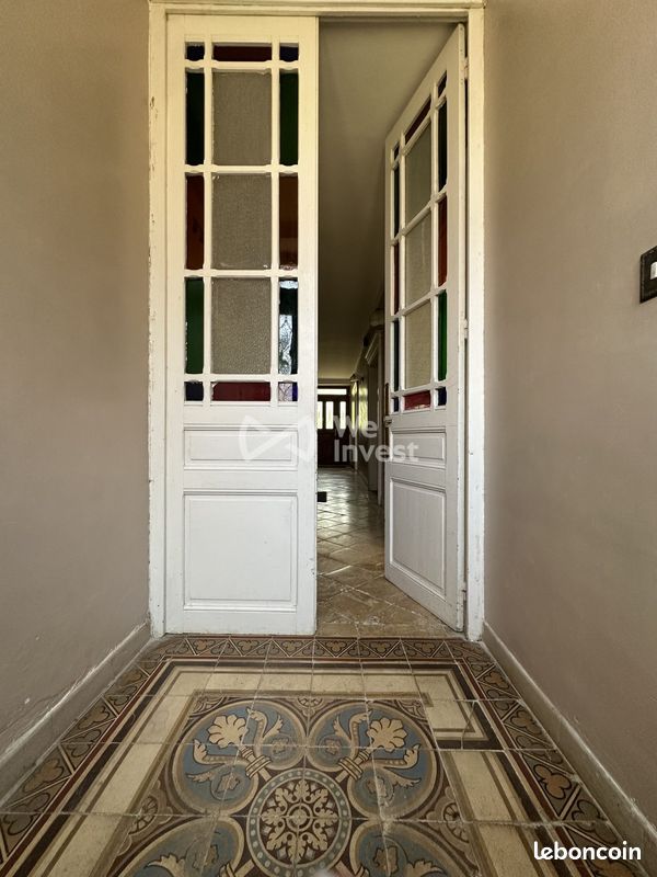 Maison 10 pièces 311 m² (image 2)